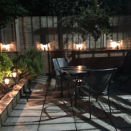Idyllic Studio Flat ウィンチェスター エクステリア 写真