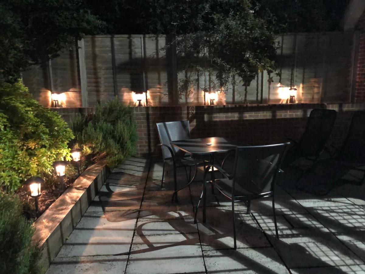 Idyllic Studio Flat ウィンチェスター エクステリア 写真